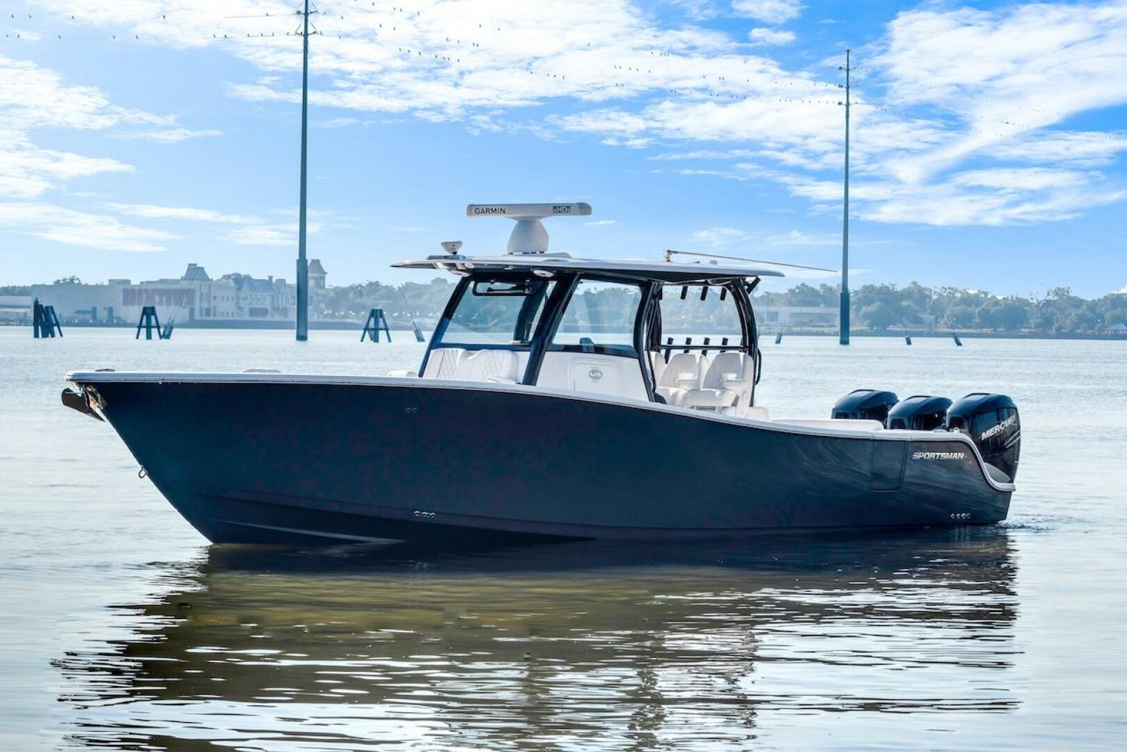 2022 Sportsman Open 352 Center Console - Image 11