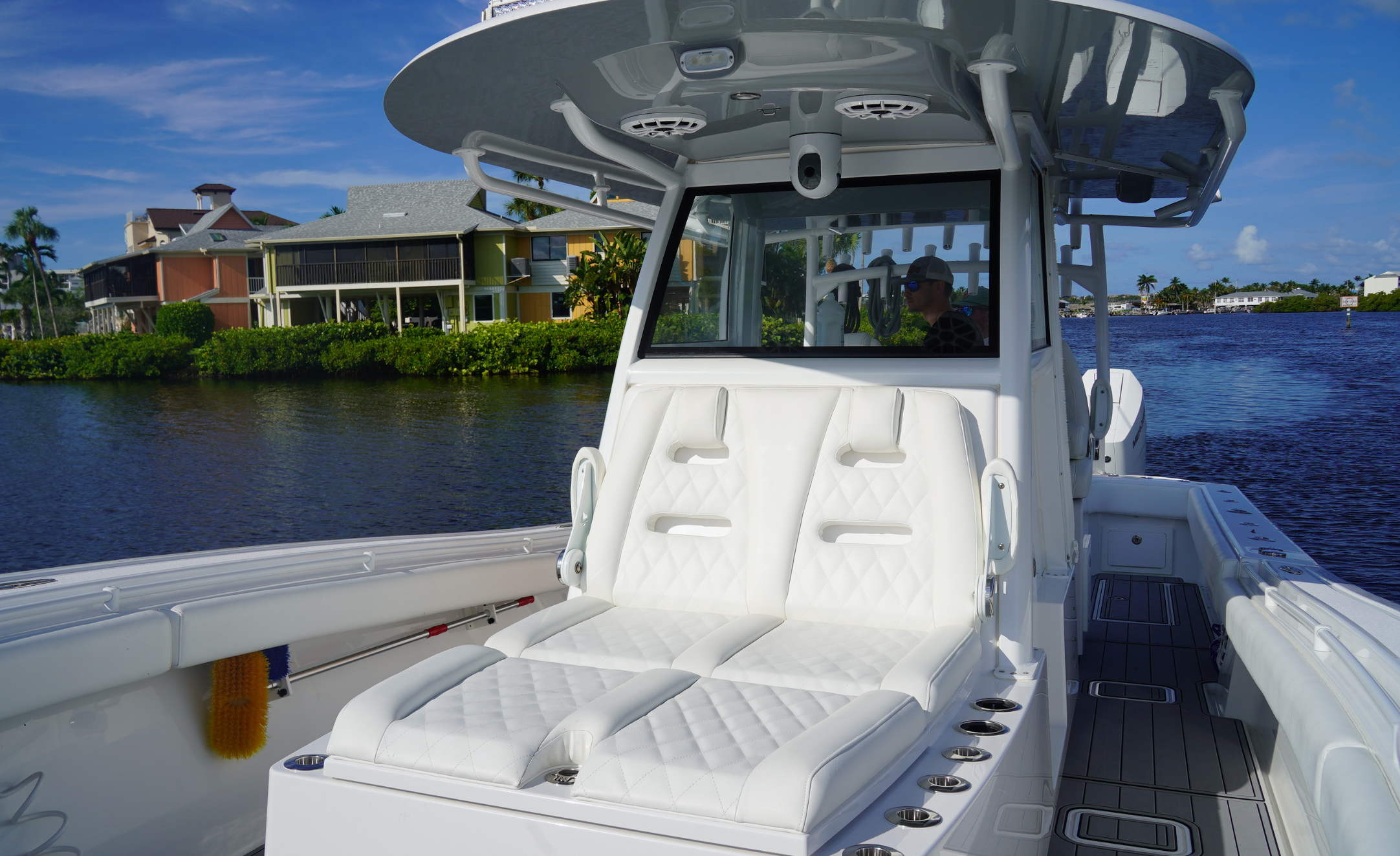 2024 ONSLOW BAY 37TE - Image 24