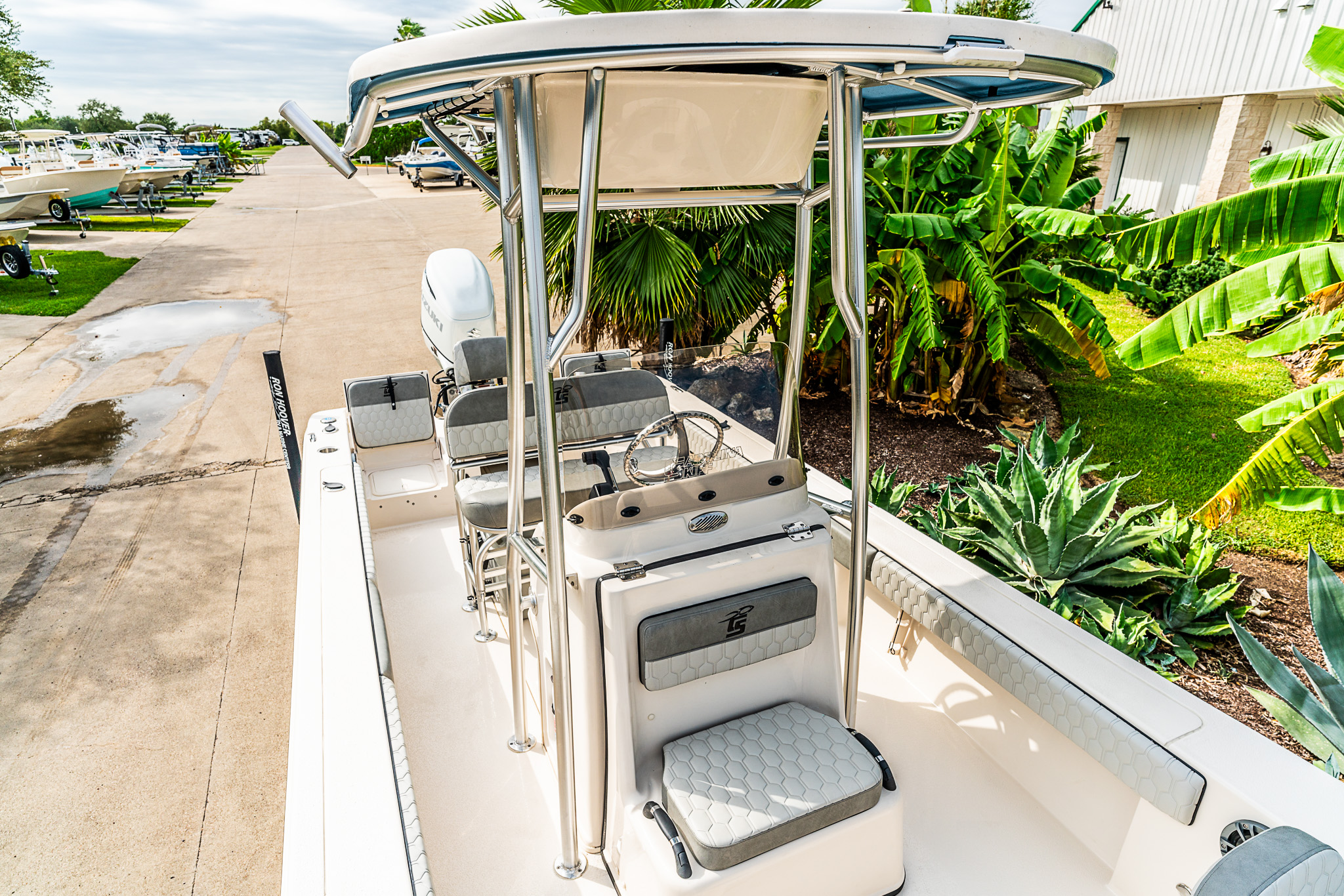 2026 Carolina Skiff 24 Ultra Elite - Image 12