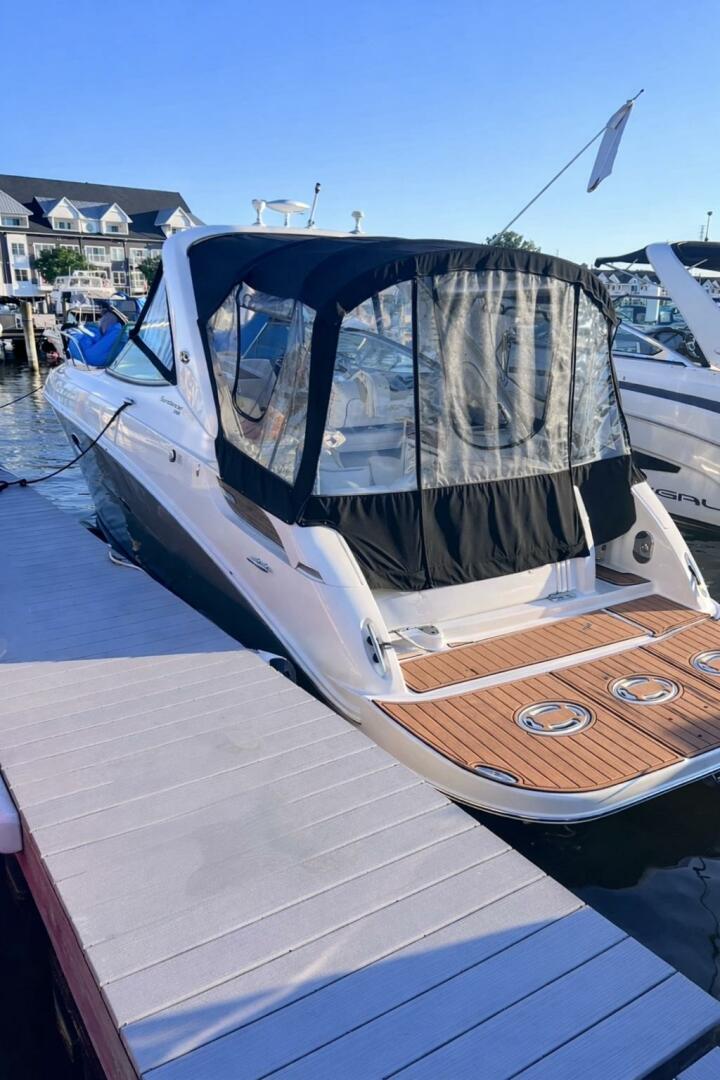 2010 Sea Ray 310 Sundancer - Image 3