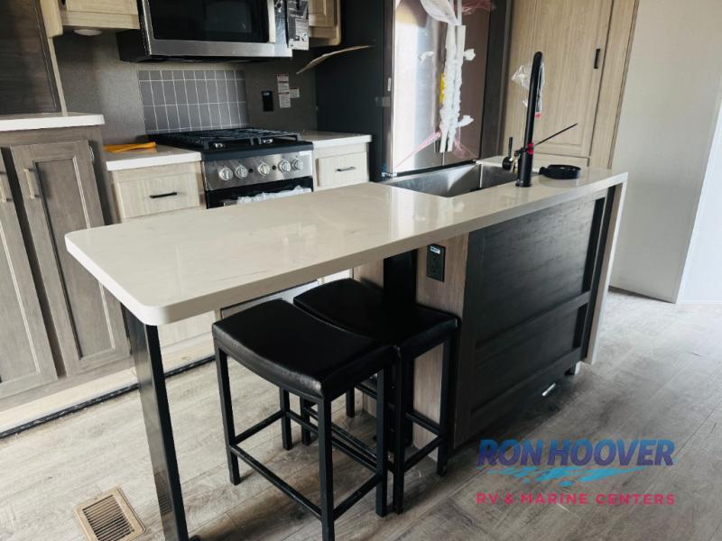 2026 COACHMEN 43CONDO - Image 4