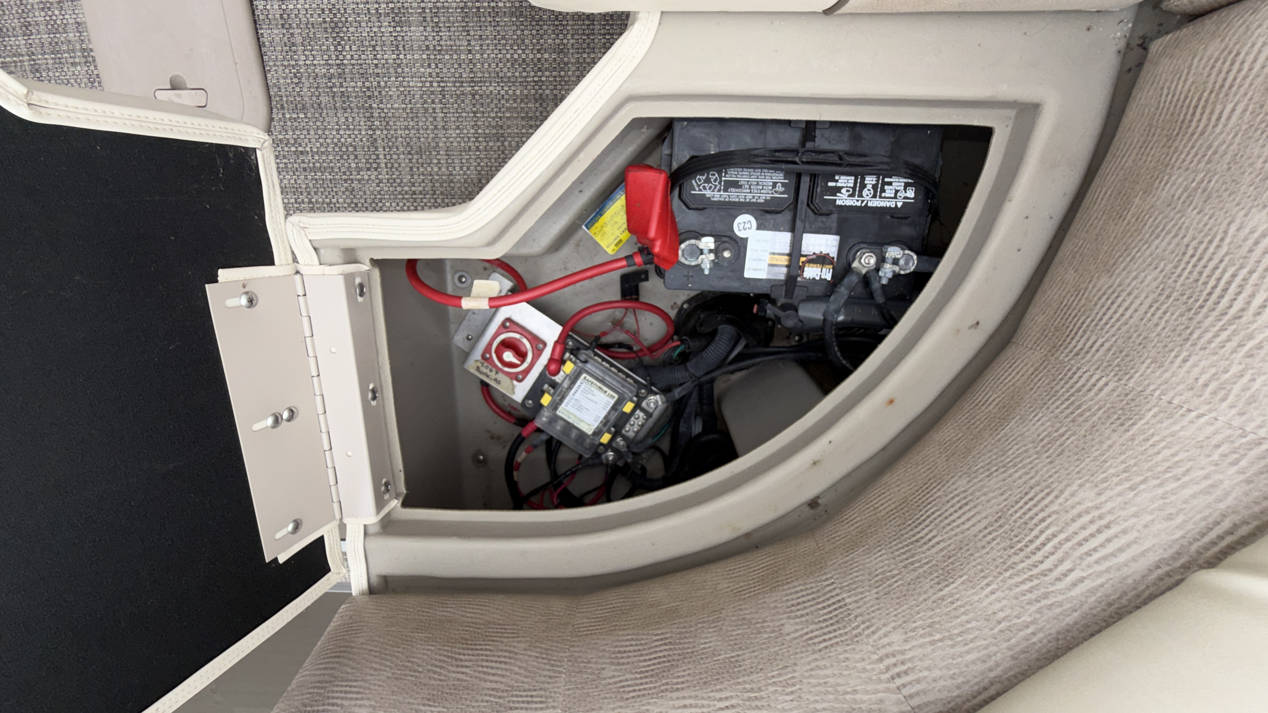 2015 Bennington 2550 RSR - Image 40
