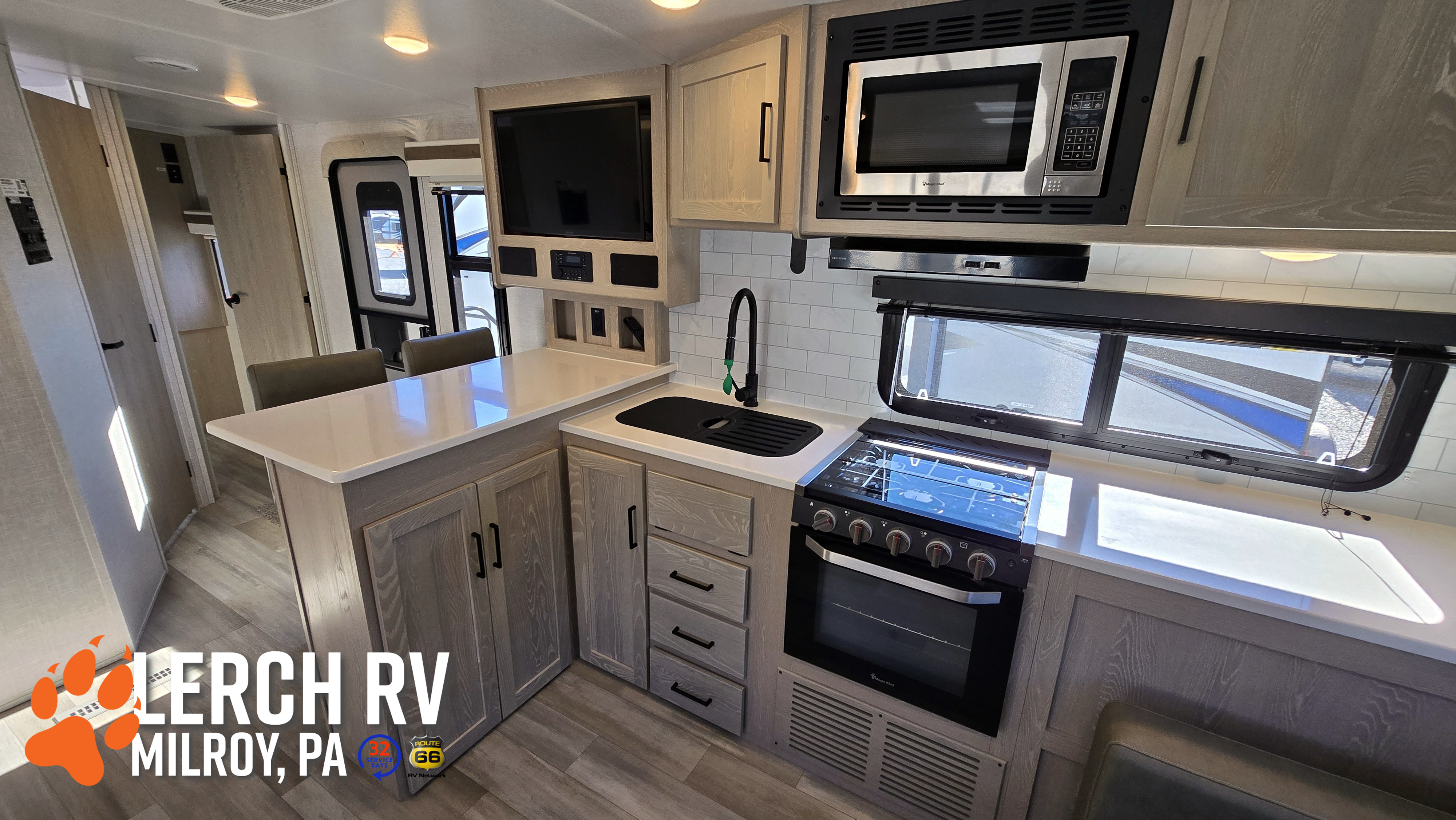 2022 Forest River Rockwood Ultra Lite 2613BS - Image 14