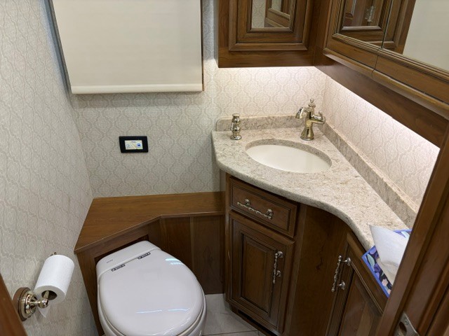 2019 Entegra Coach Cornerstone 45A - Image 20