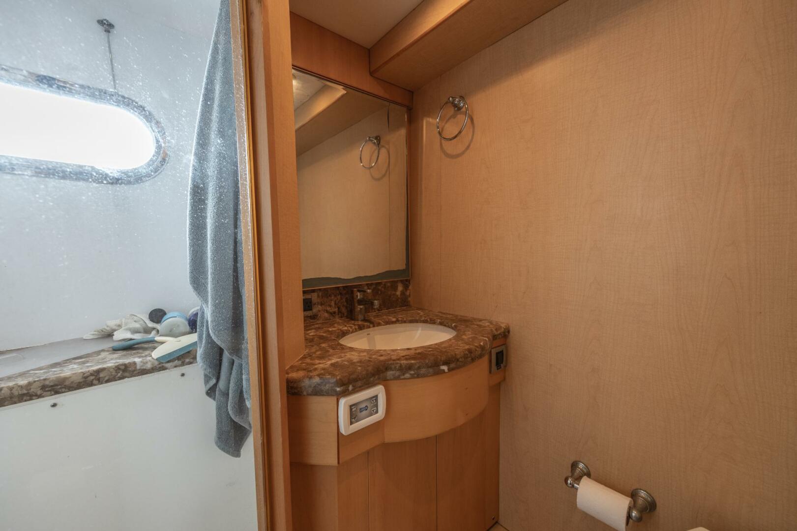 2001 Grand Harbour 76 - Image 36
