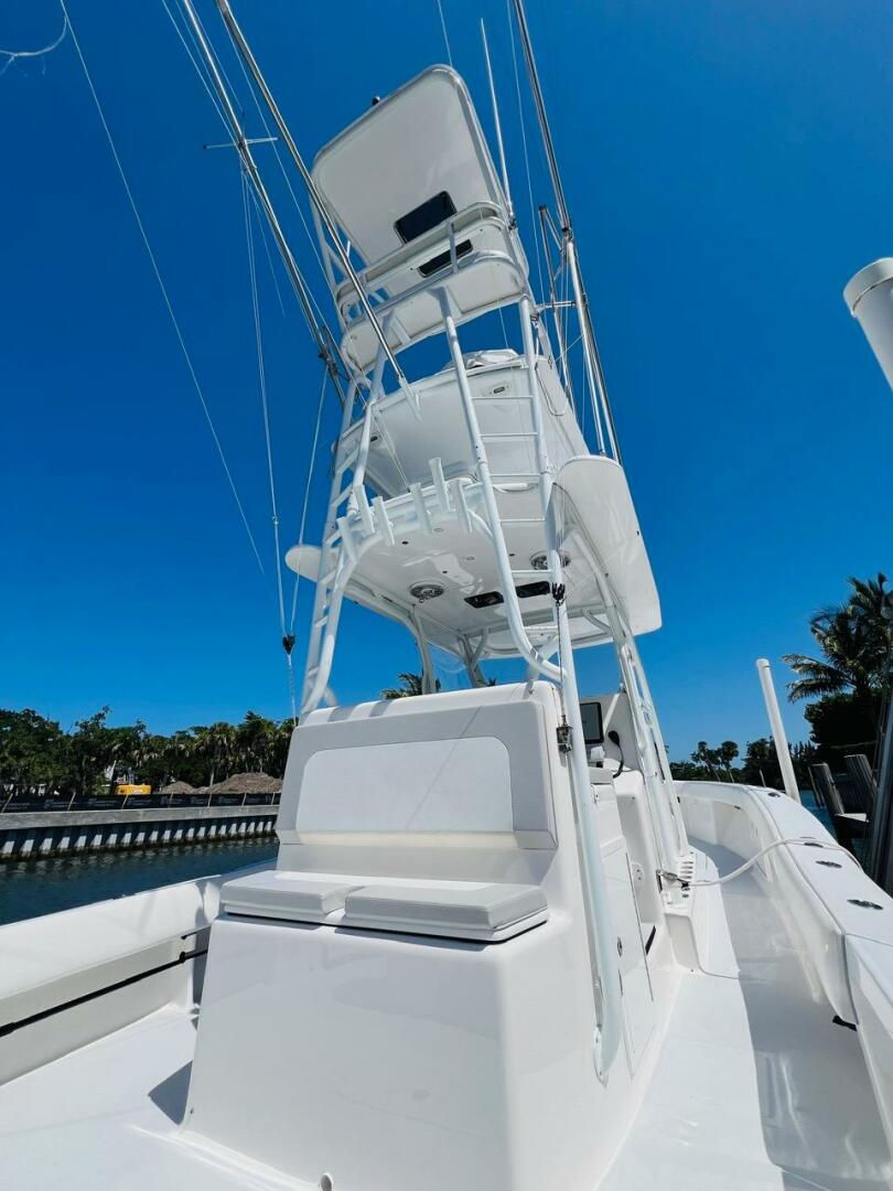 2015 Billfish 39 Custom CC - Image 43