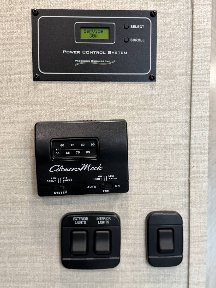 2019 Jayco Greyhawk 31F - Image 23