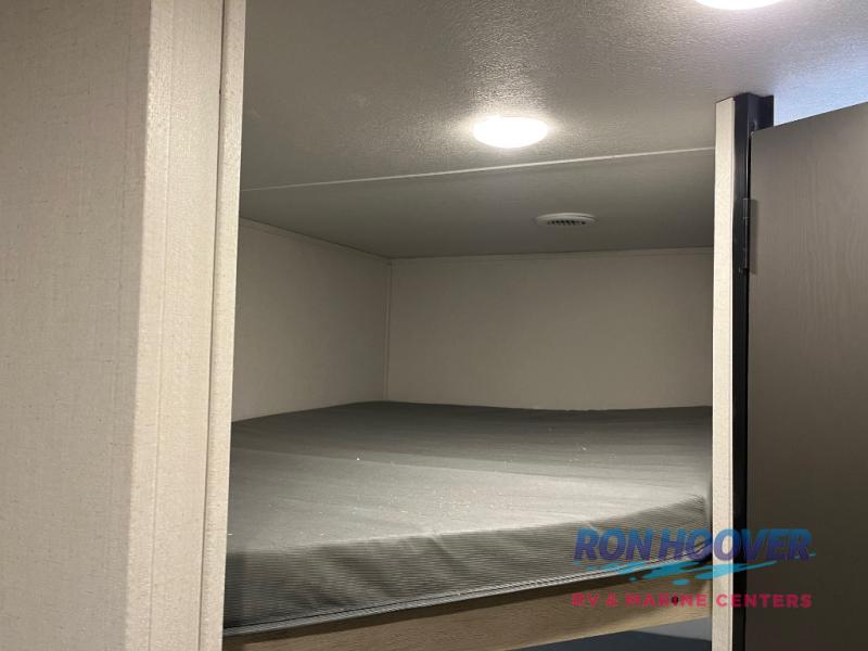 2026 COACHMEN 5260BH - Image 9