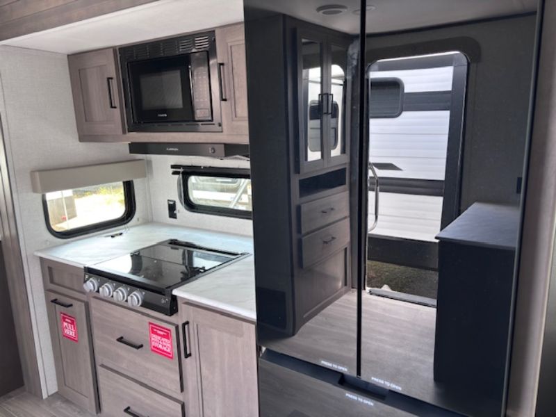 2026 Grand Design Transcend XPLOR 25MLX - Image 10