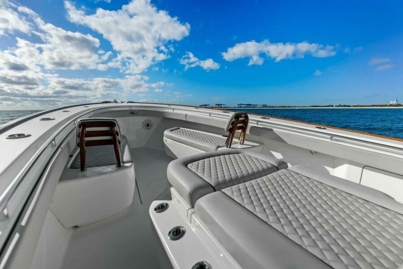 2021 Valhalla Boatworks V-37 - Image 11