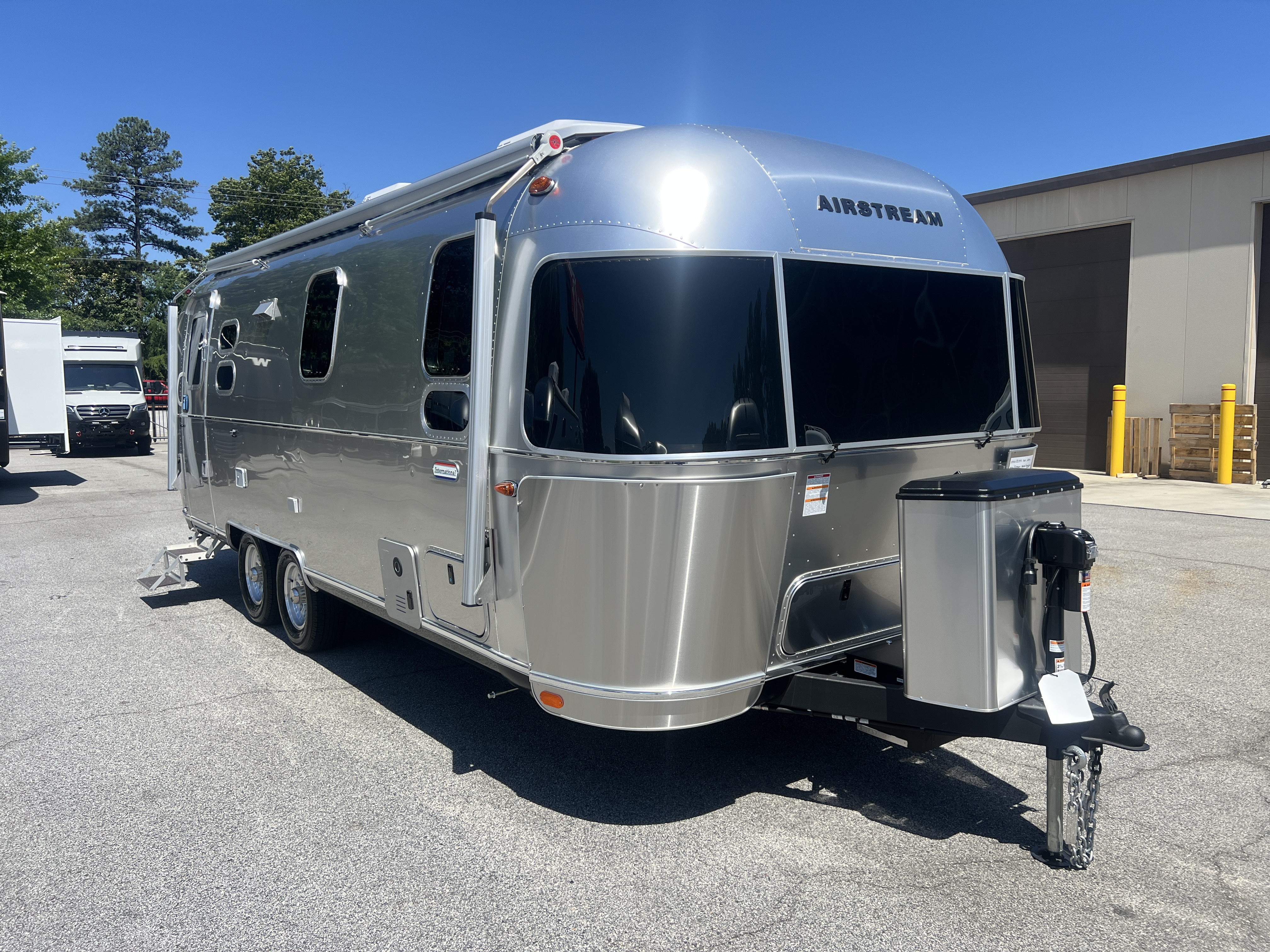 2026 Airstream International 25FB - Image 1