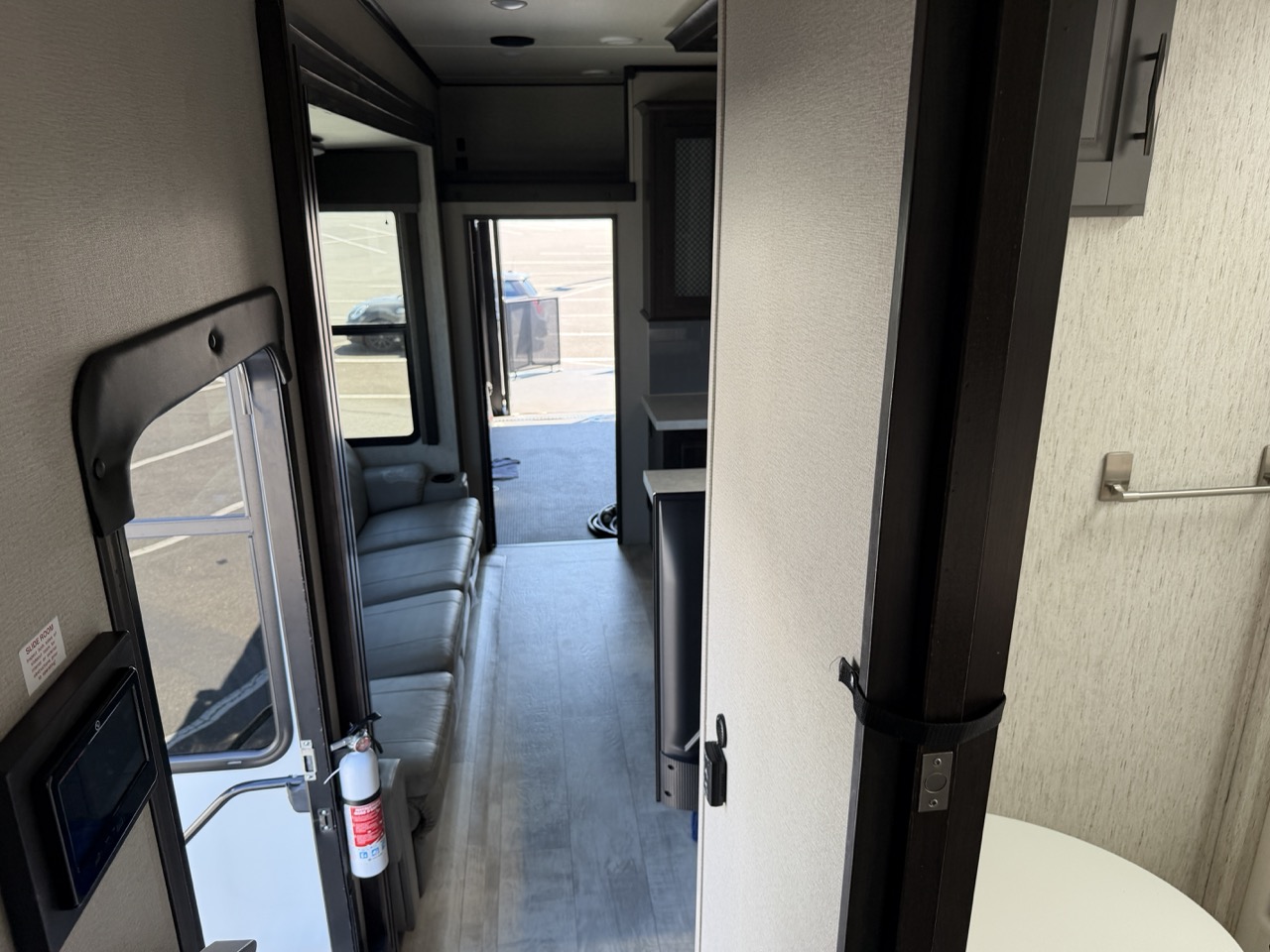 2023 Grand Design Momentum M-Class 349M - Image 32