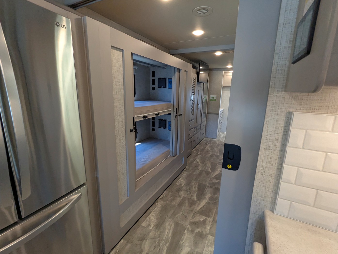 2023 Thor Motor Coach Challenger 37DS - Image 36