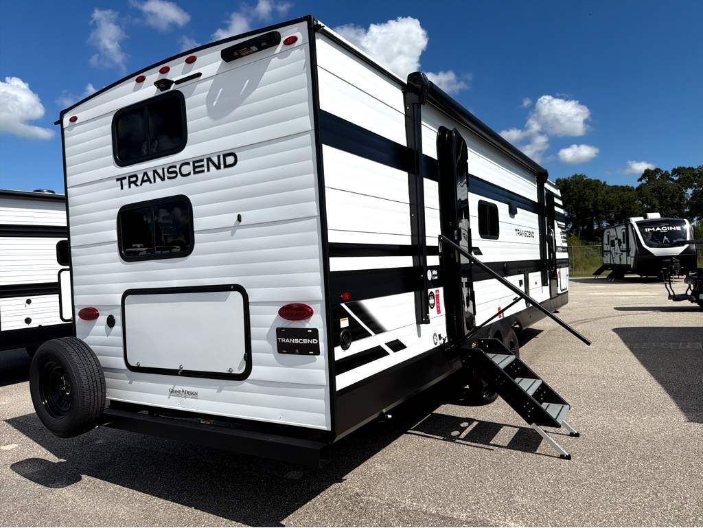 2027 GRAND DESIGN TRANSCEND 265BHT - Image 6