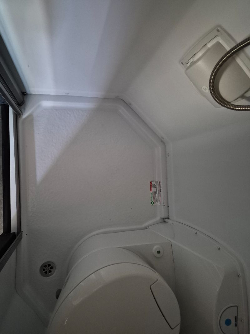 2026 Entegra Coach Condor 23S - Image 11