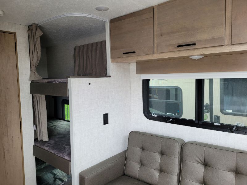 2022 Ember RV Overland 170MBH - Image 6