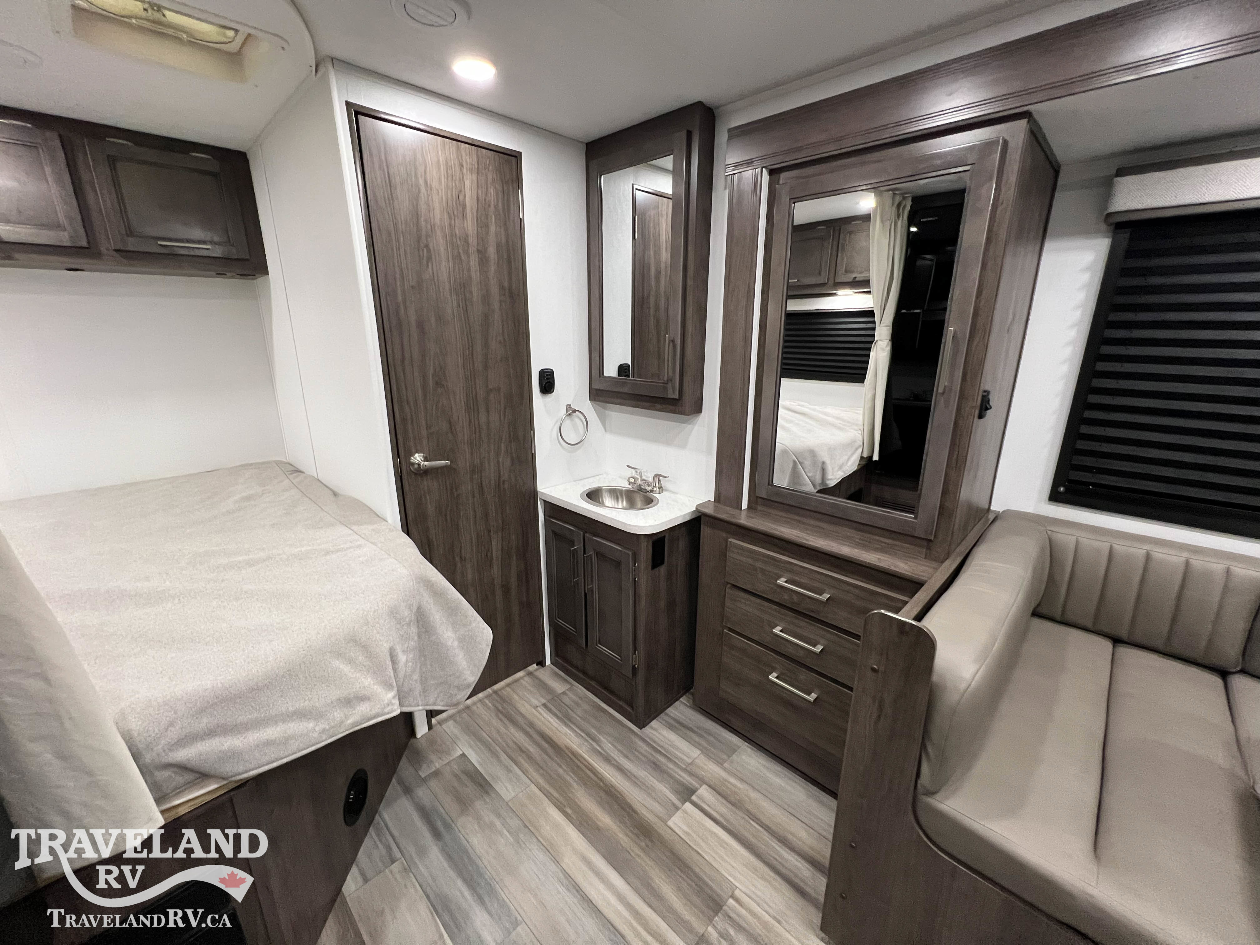 2026 Entegra Coach Odyssey SE 22A - Image 32