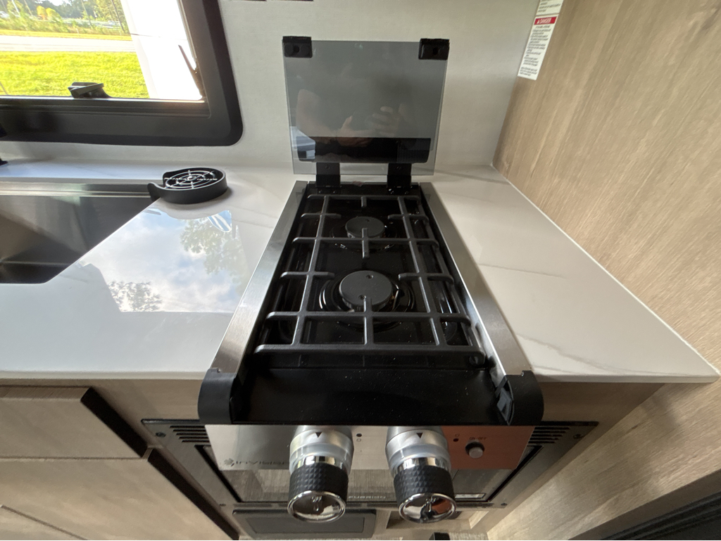2026 Grand Design Lineage Series M 25TK - Image 15