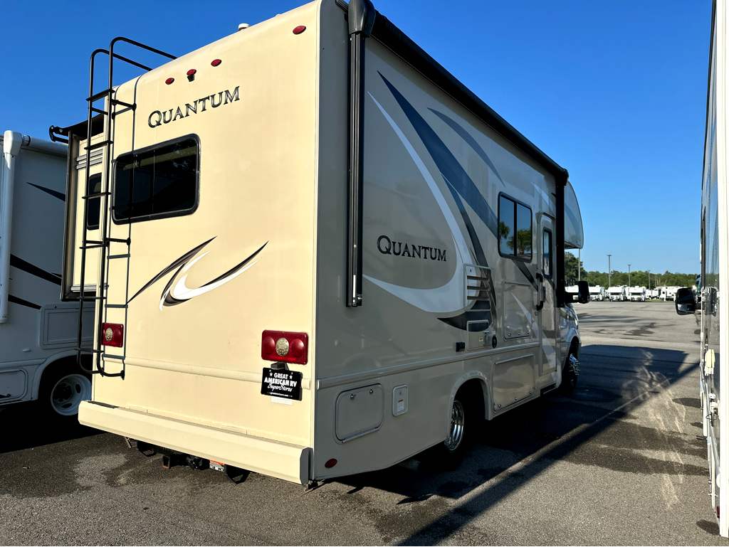 2018 THOR MOTOR COACH QUANTUM KM24 - Image 6