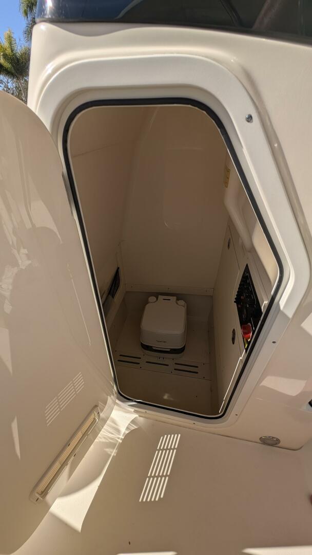 2019 Scout 215xsf Base - Image 33