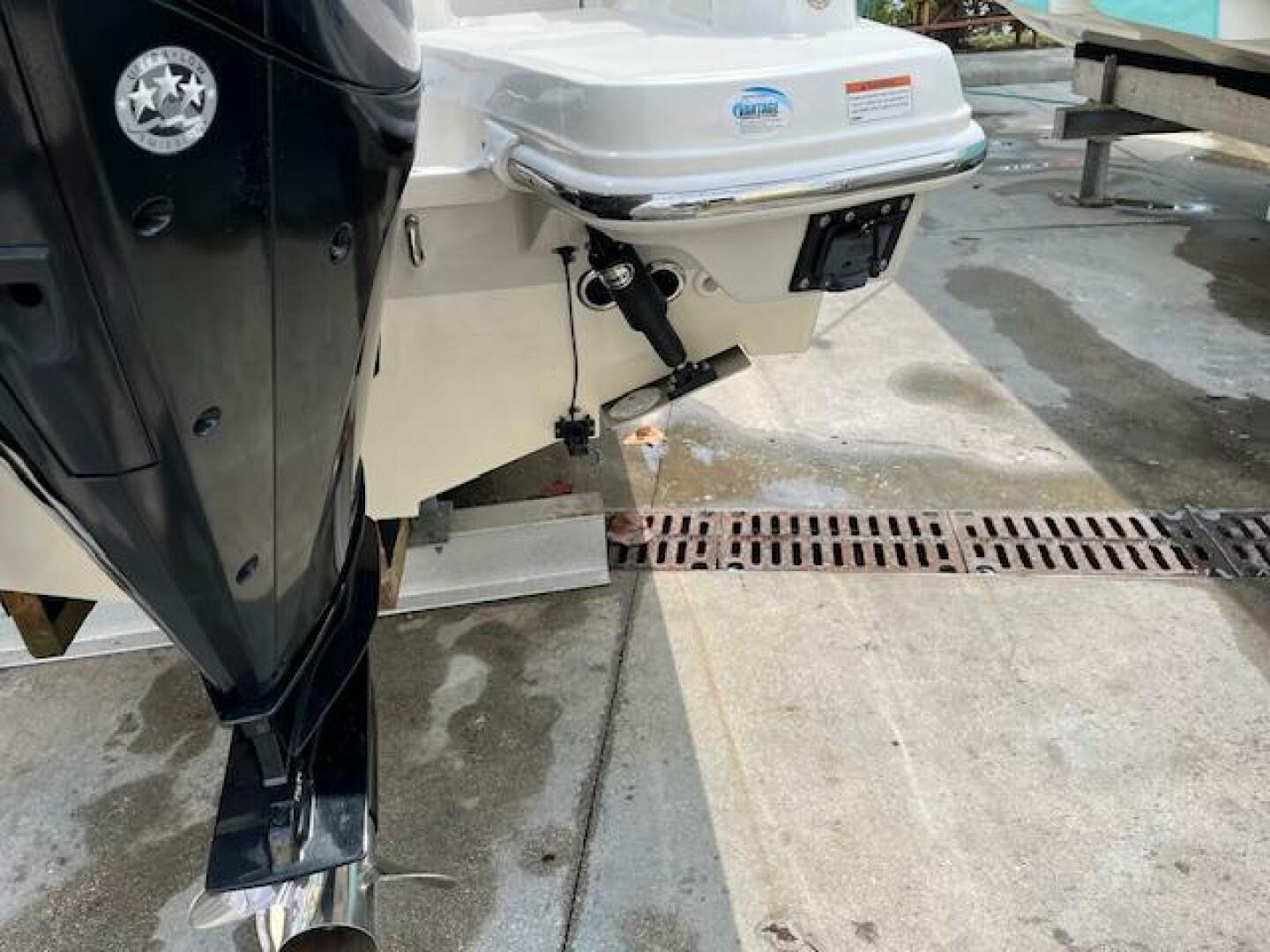 2018 Boston Whaler 270 Vantage - Image 42