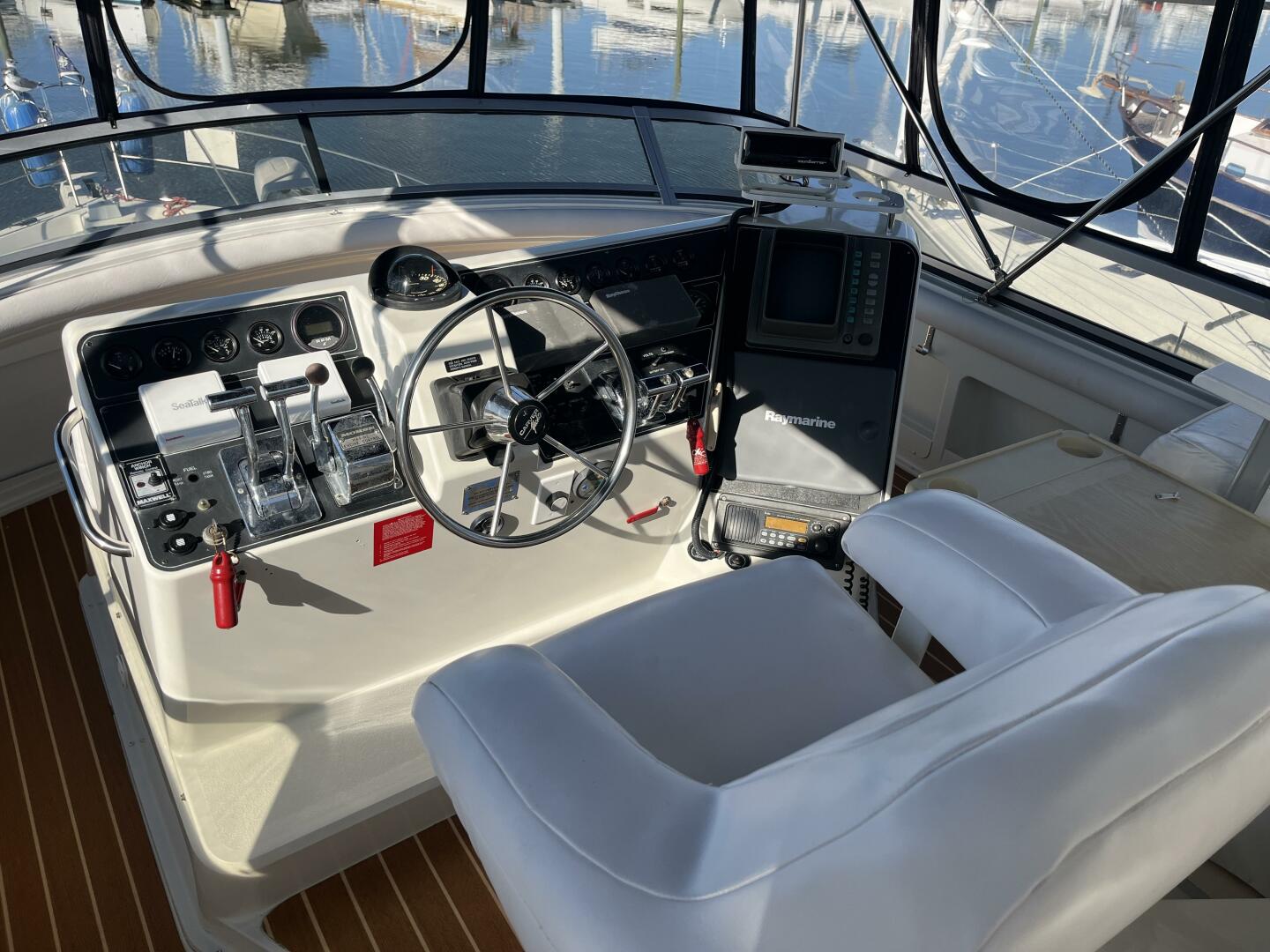 1995 Carver 440 Aft Cabin - Image 47