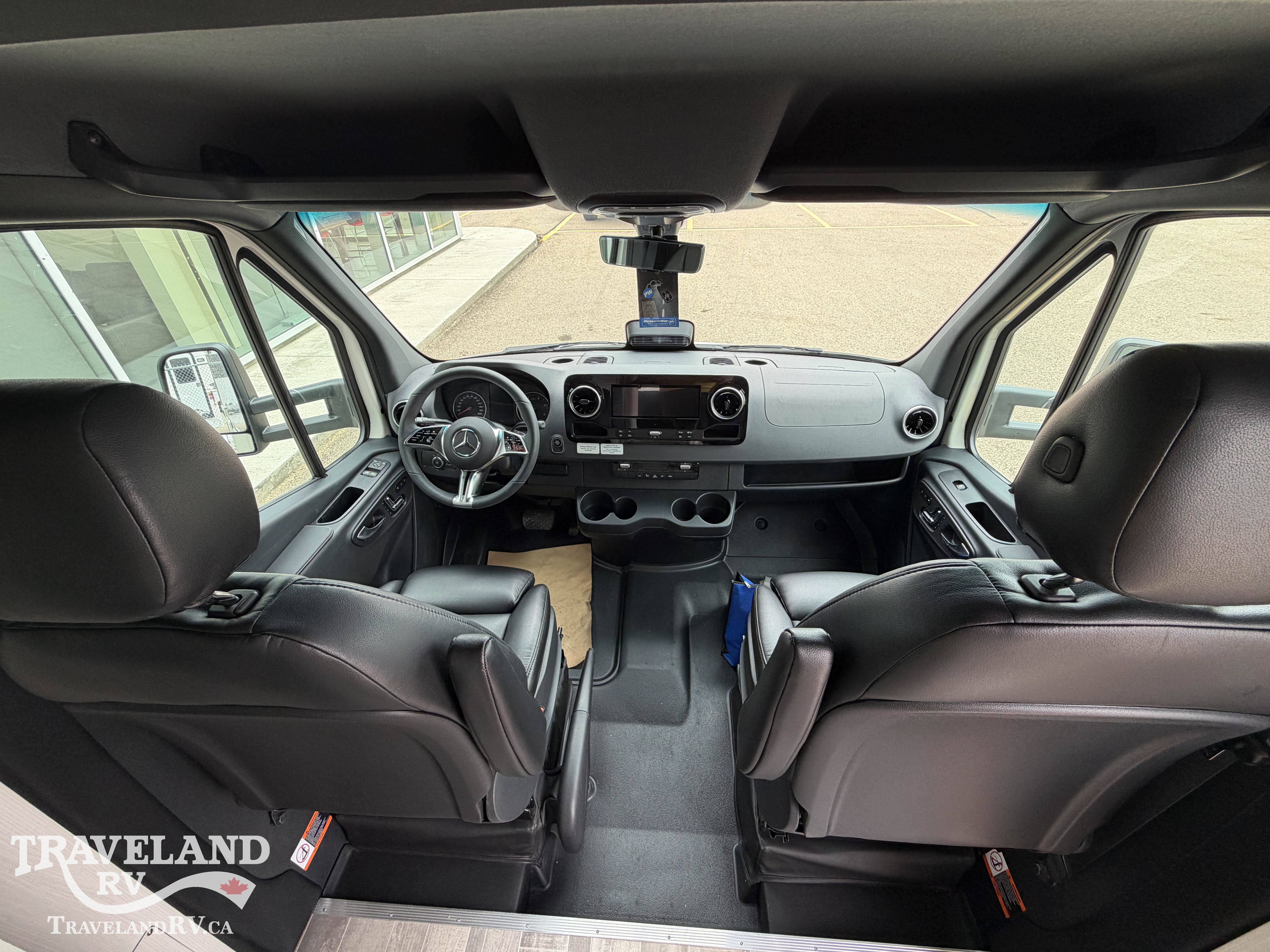 2026 PLEASURE-WAY PLATEAU XL-TS - Image 15