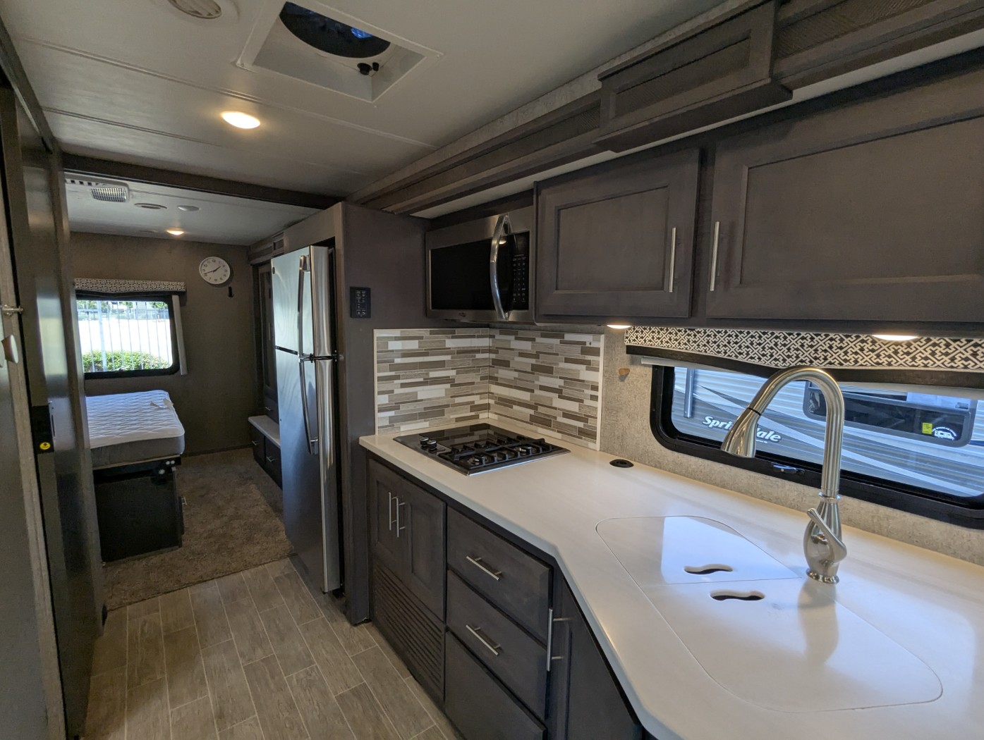 2021 Thor Motor Coach Omni SV34 - 4X4 - Image 17
