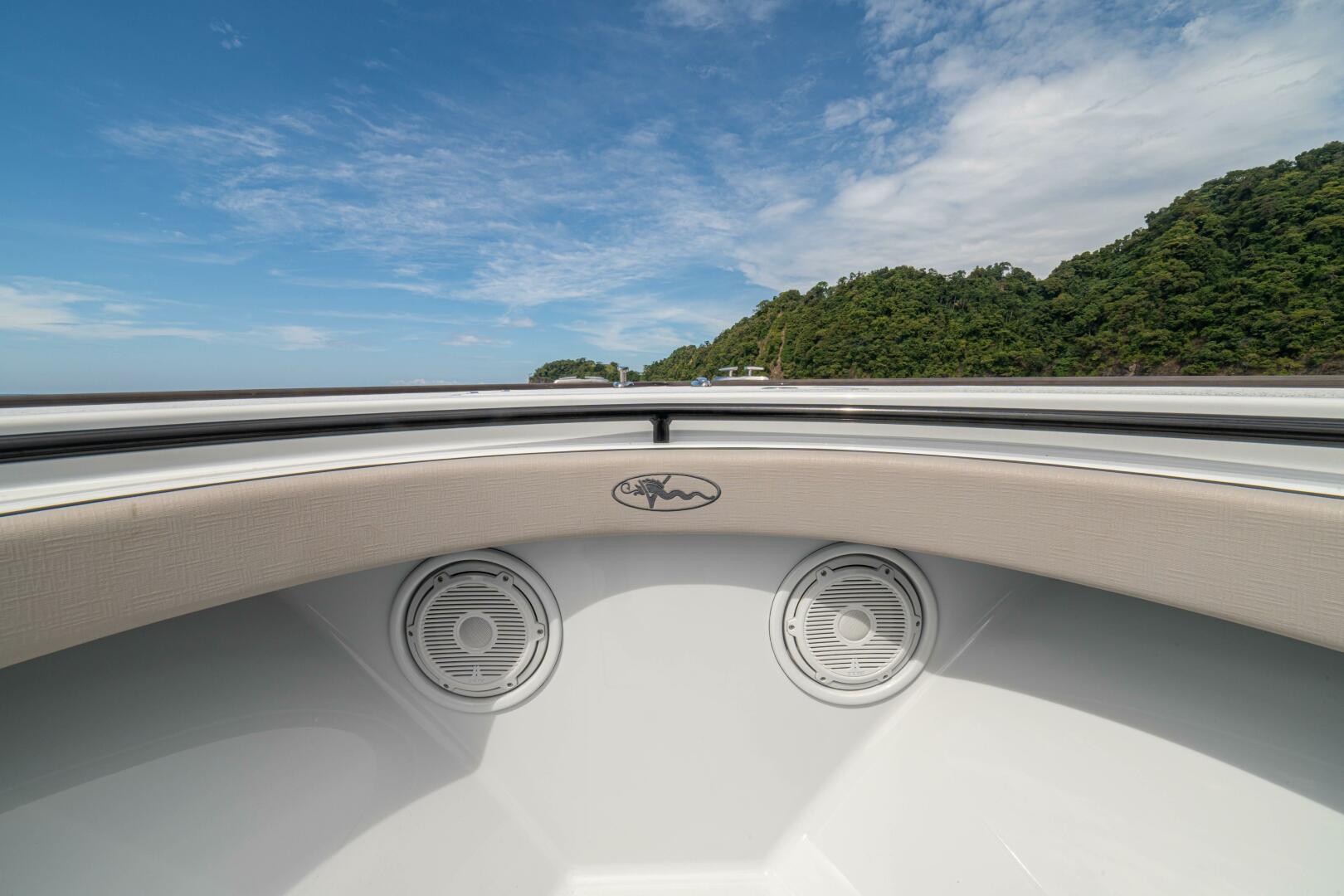 2024 Valhalla Boatworks V-33 - Image 6