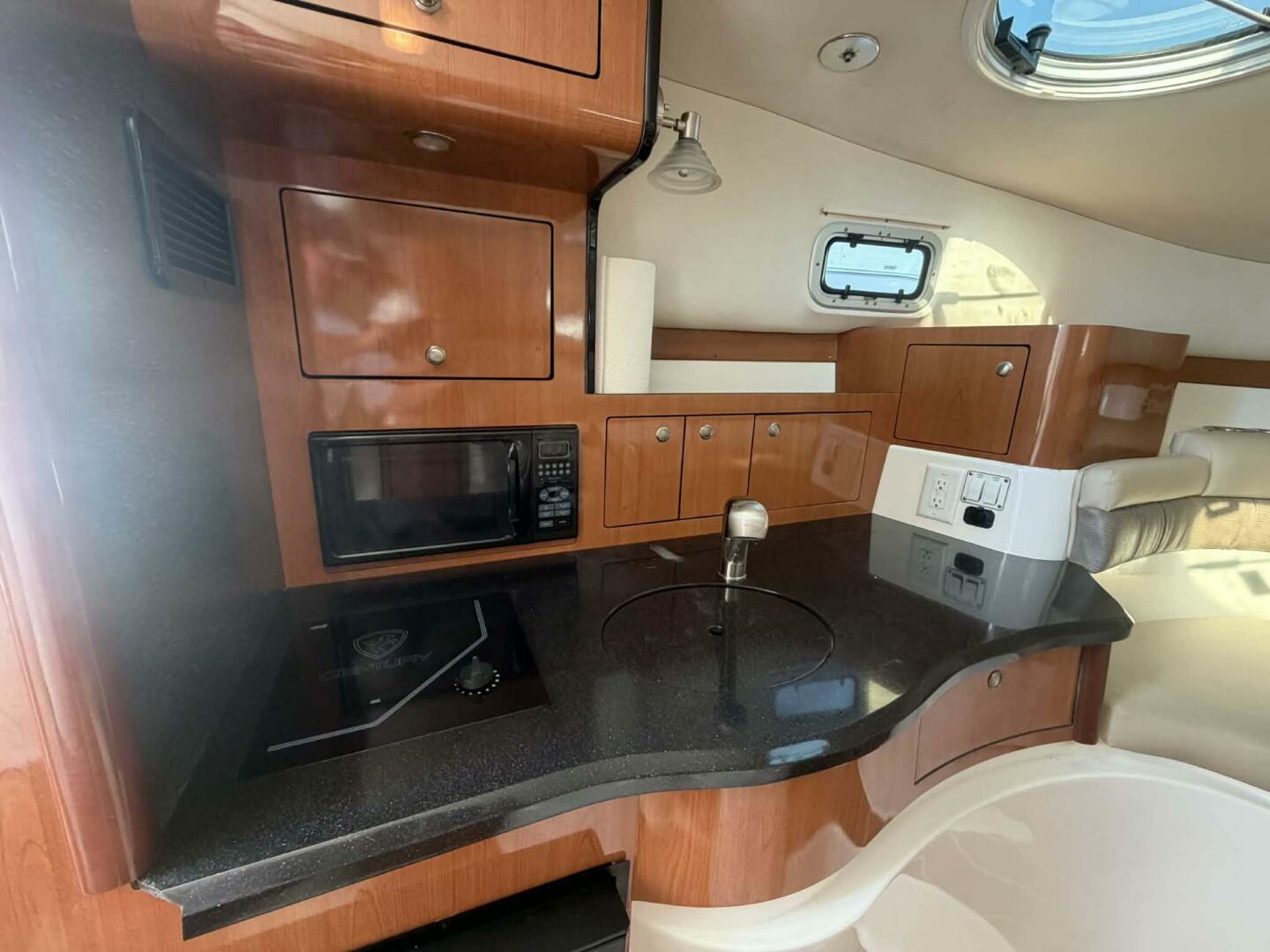 2007 Century 3200 WA - Image 33
