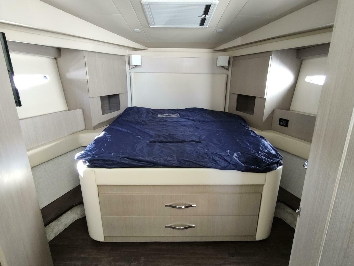 2021 Regal 42 FLY - Image 56