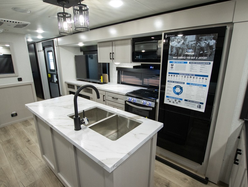2026 Jayco Jay Feather 27MK - Image 10