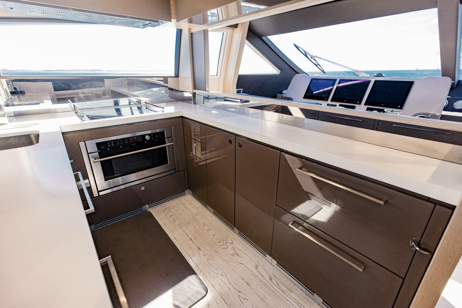 2017 Ferretti Yachts 750 - Image 65