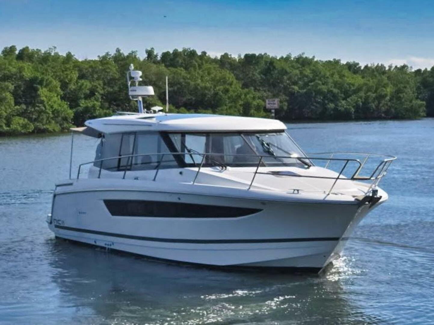 2018 Jeanneau NC 11 - Image 4