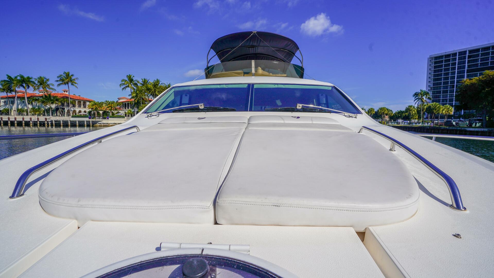 2009 Fairline - Image 42
