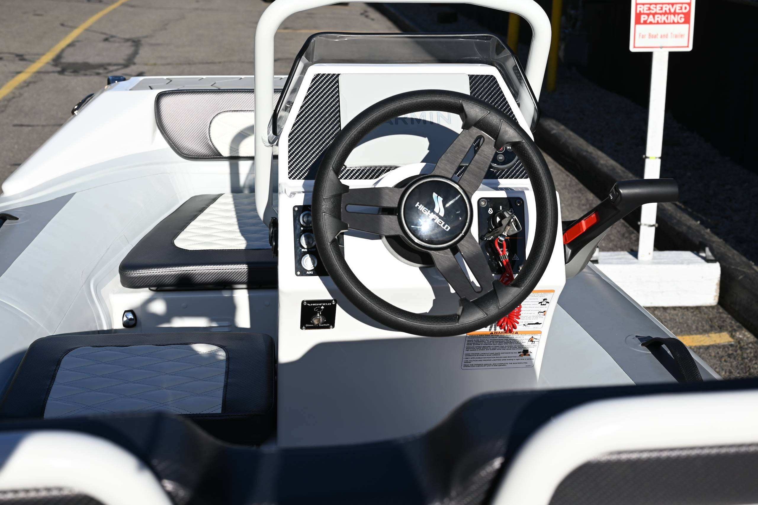 2027 Highfield Sport 330 Standard - Image 11