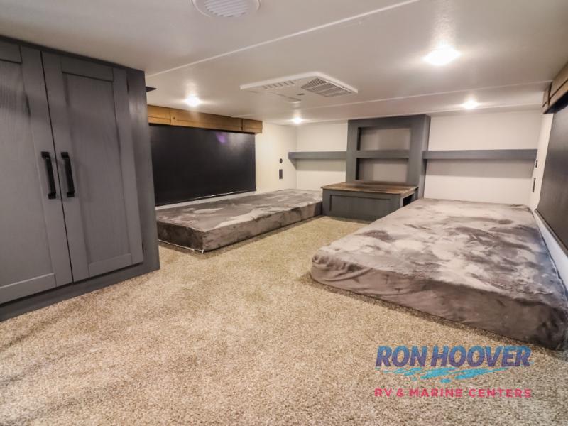 2026 PALOMINO 403LFT - Image 23