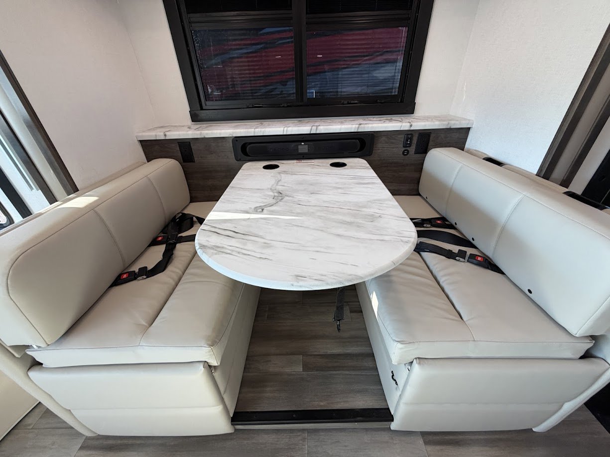 2026 JAYCO PRECEPT 31UL - Image 16