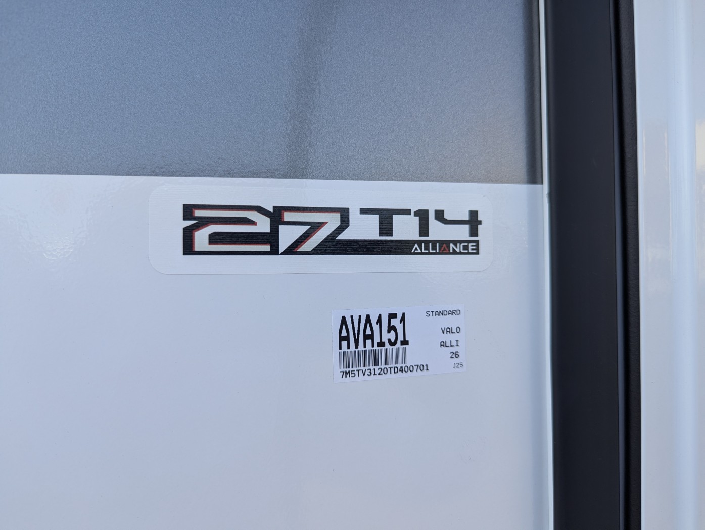 2026 Alliance RV Valor 27T14 - Image 6