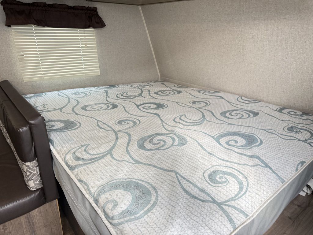 2019 Aspen Trail 1700BH - Image 8