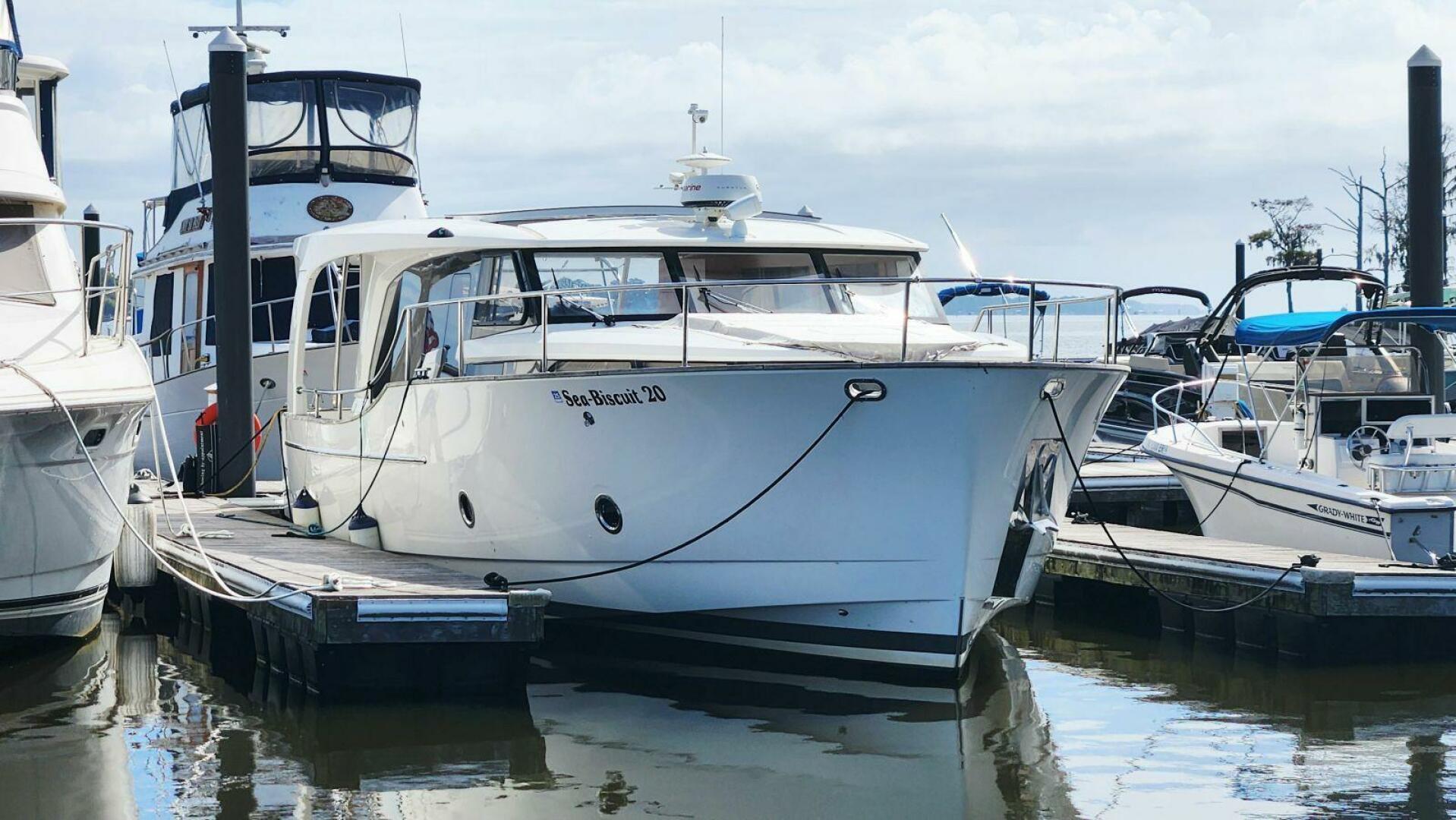 2022 Greenline 40 Hybrid - Image 3