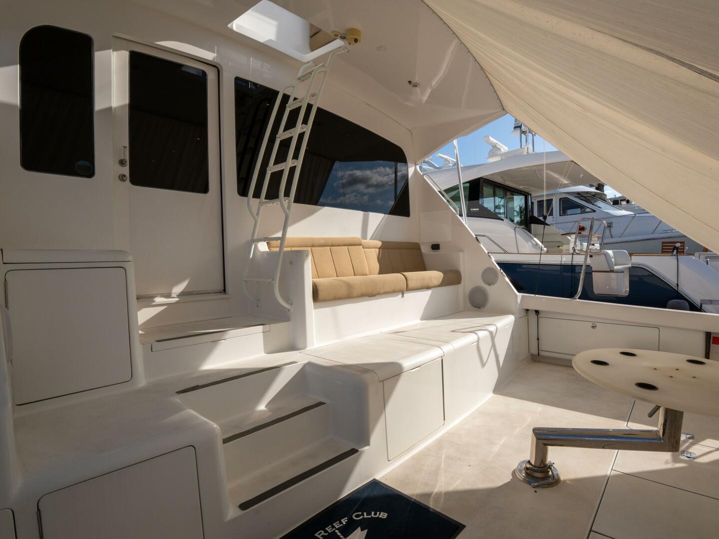 2005 Viking 74 Enclosed Bridge - Image 9
