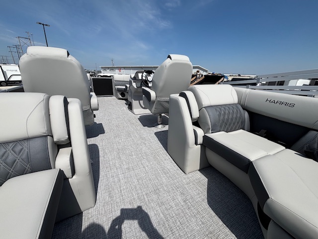 2026 HARRIS CRUISER 210 CWDH - Image 18