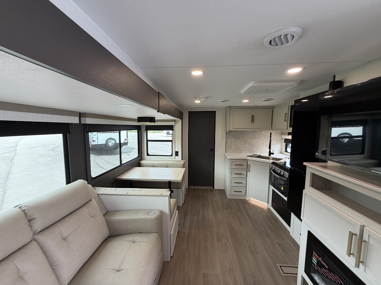 2027 VENTURE RV STRATUS 261VRB - Image 14
