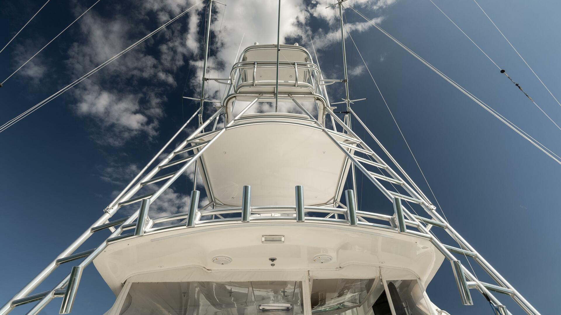 2012 Cabo 44 HTX - Image 18