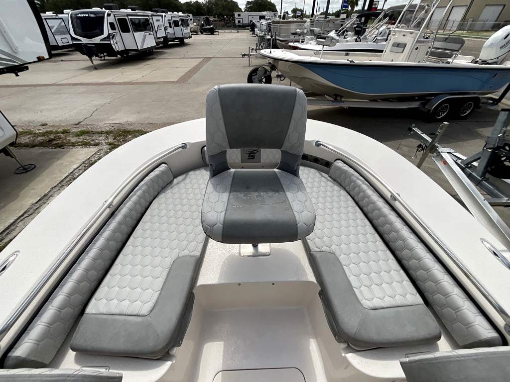 2026 Carolina Skiff 22 Ultra Elite - Image 11