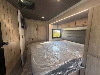 2027 Grand Design Lineage Series M 25FW - Image 24