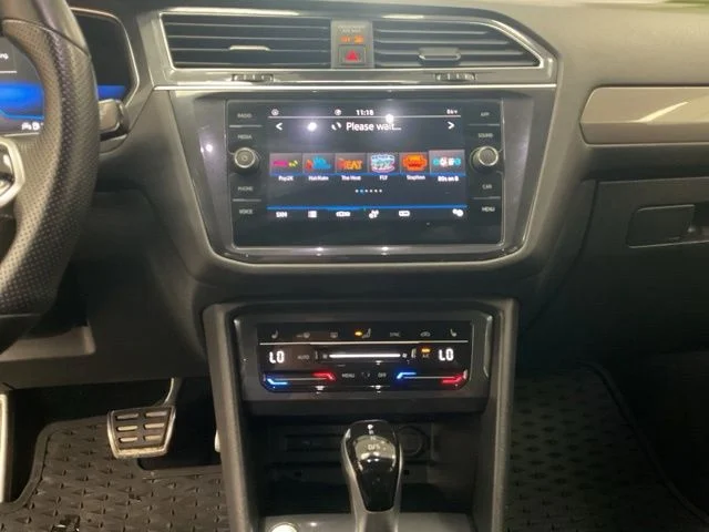 2022 Volkswagen Tiguan Utility 4D SE R-Line Black 2WD - Image 16