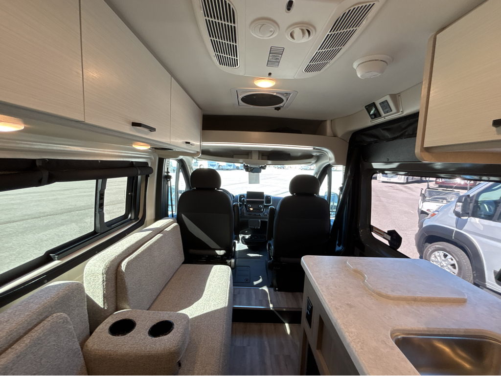 2026 THOR MOTOR COACH SCOPE 18MS - Image 17