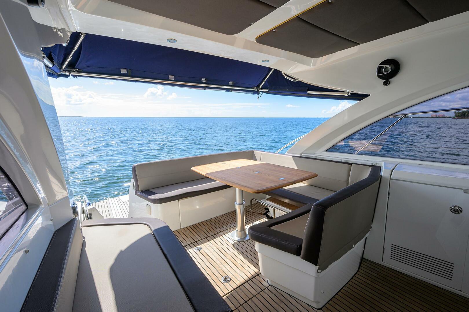 2003 Jupiter 31 Cuddy - Image 210